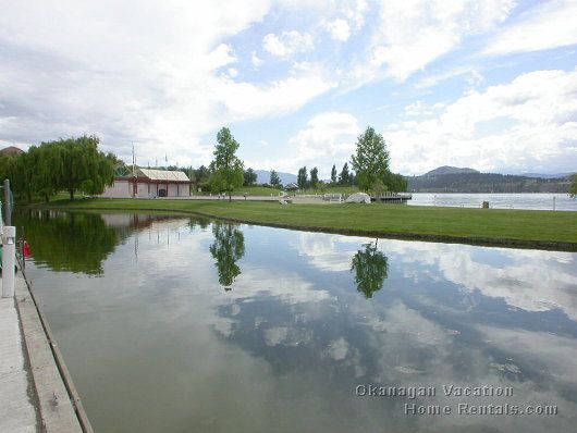 Sunset Waterfront Resort - #117 - 3 Bdrm - Kelowna (CVH)