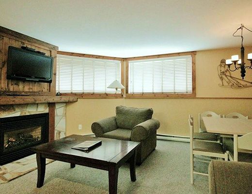 Timberline Lodge T202 - 2 Bdrm (Standard) - Fernie