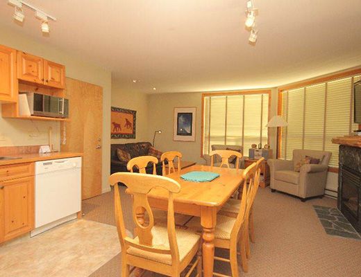 Timberline Lodge T321 - 2 Bdrm (Standard) - Fernie