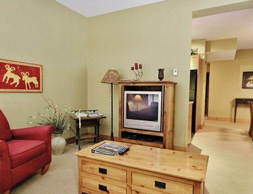 Timberline Lodge T427 - 2 Bdrm (Standard) - Fernie