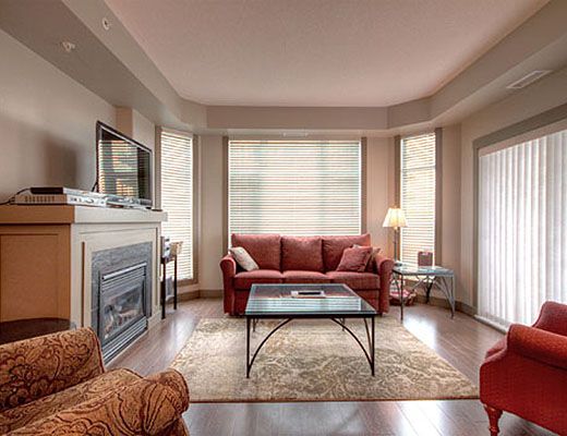 Sunset Waterfront Resort - #702 - 2 Bdrm - Kelowna (KRA)