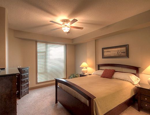 Sunset Waterfront Resort - #702 - 2 Bdrm - Kelowna (KRA)