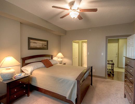 Sunset Waterfront Resort - #702 - 2 Bdrm - Kelowna (KRA)