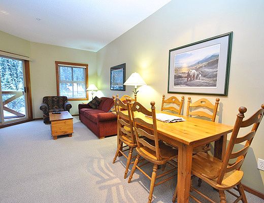 Fireside Lodge #102 - 2 Bdrm - Sun Peaks (TM)
