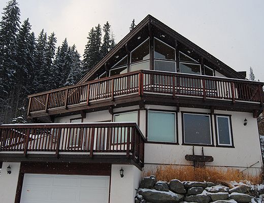 Auski Chalet Suite - 2 Bdrm - Sun Peaks (TM)