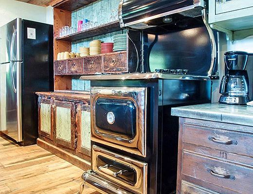 Snow Creek Cabins #501 - 2 Bedroom + Loft HT - Fernie (10)