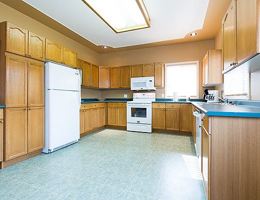 Stellars Rest - 4 Bdrm HT (P) - Silver Star (VC)