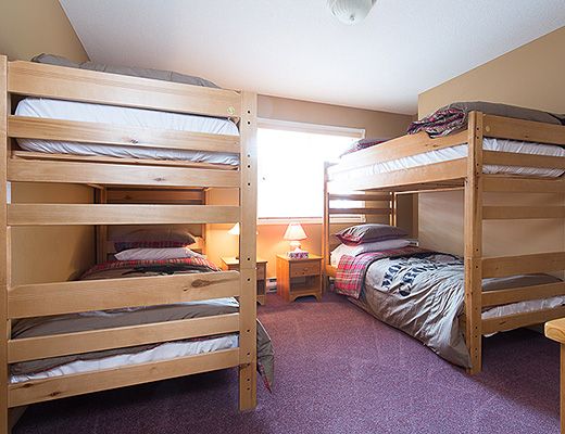Stellars Rest - 4 Bdrm HT (P) - Silver Star (VC)