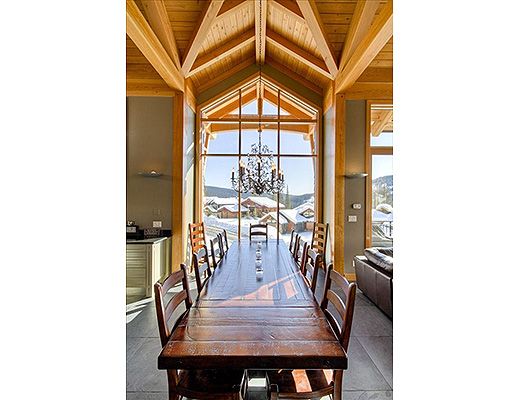Moosehead Lodge - 4 Bdrm + Den HT - Sun Peaks (TM 15)