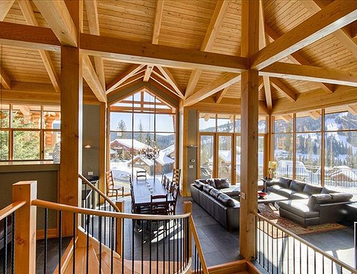 Moosehead Lodge - 4 Bdrm + Den HT - Sun Peaks (TM 15)