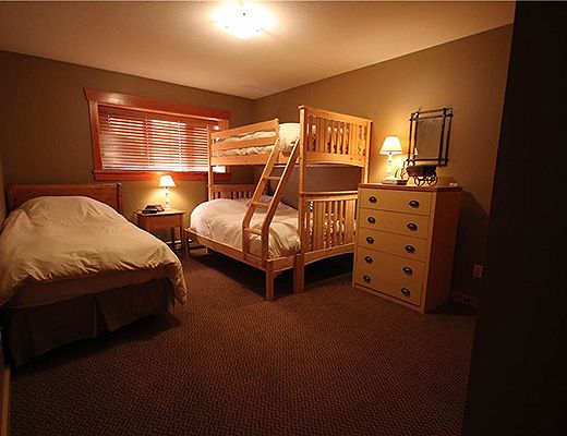 Pinnacle Ridge Chalet #45 -104 - 3 Bdrm HT - Fernie (10)