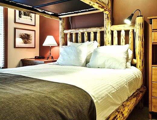 Snow Creek Lodge #201 - 2 Bdrm (Premium) - Fernie