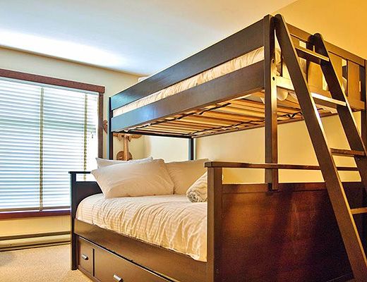 Snow Creek Lodge #217 - 2 Bdrm (Premium) - Fernie