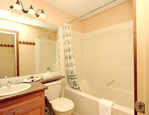 Snow Creek Lodge #318 - 2 Bdrm (Standard) - Fernie