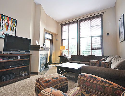 Stone's Throw #27 - 2 Bdrm HT - Sun Peaks (TM)