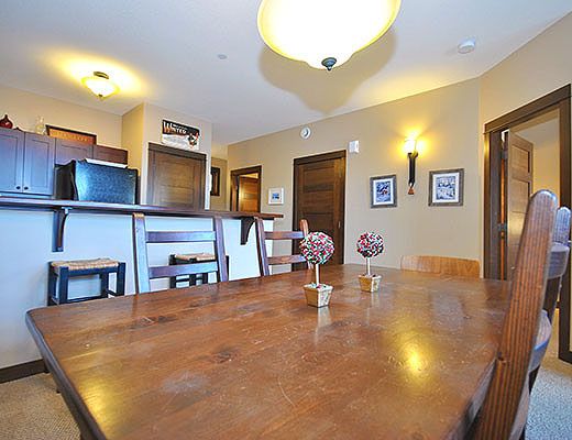 Stone's Throw #27 - 2 Bdrm HT - Sun Peaks (TM)