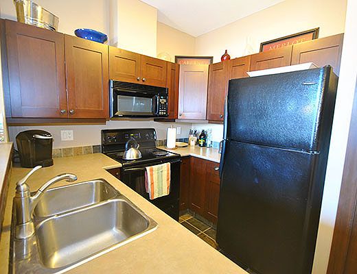 Stone's Throw #27 - 2 Bdrm HT - Sun Peaks (TM)
