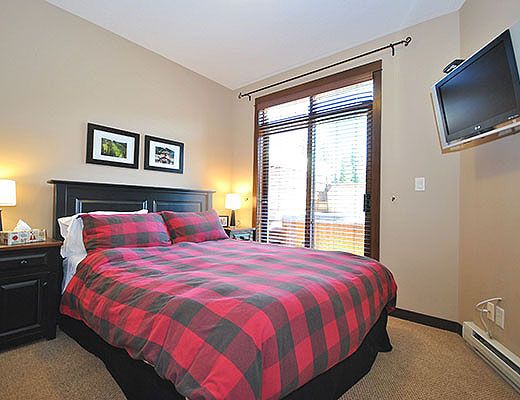 Stone's Throw #27 - 2 Bdrm HT - Sun Peaks (TM)