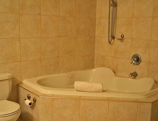 Red Rob's #8 - 2 Bdrm HT - Red Mountain