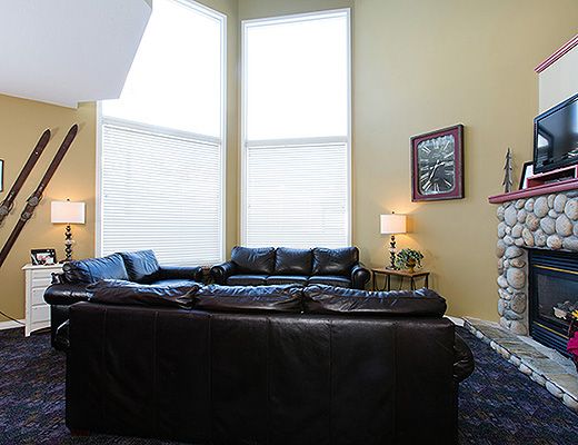 Purple Palace Main - 4 Bdrm + Loft HT (E) - Silver Star (VC)