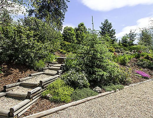 Country Pool Home - 4 Bdrm w/ Pool - Vernon