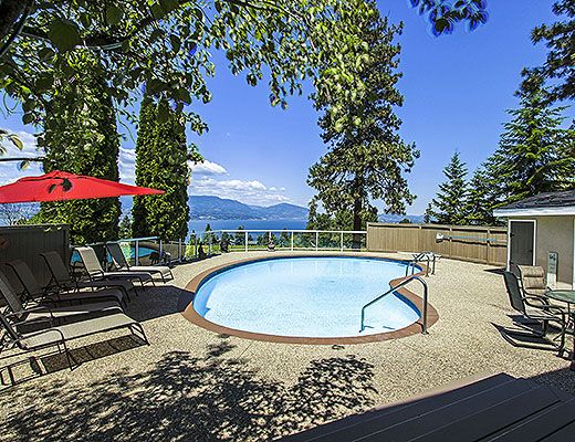 Vineyard Estates - 5 Bdrm w/ Pool HT - Kelowna (CVH)