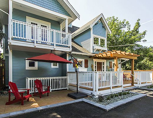 Lawrence Manor - Kelowna