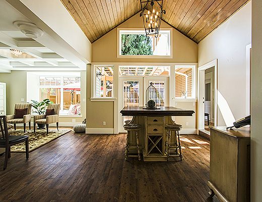 Lawrence Manor - Kelowna