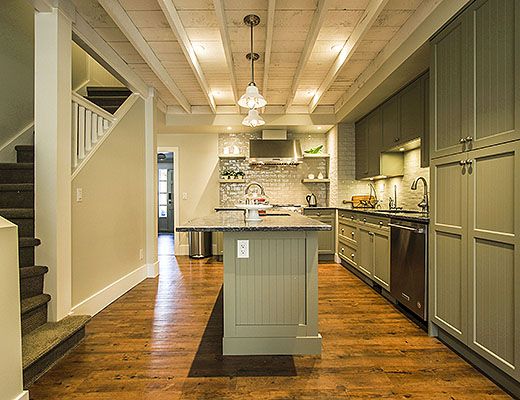 Lawrence Manor - Kelowna