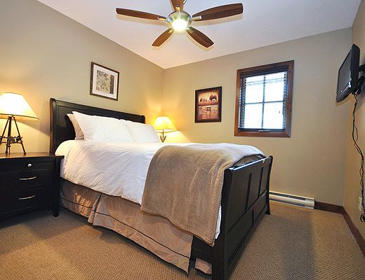 Trapper's Landing #39 - 2 Bdrm + Den HT - Sun Peaks (TM)