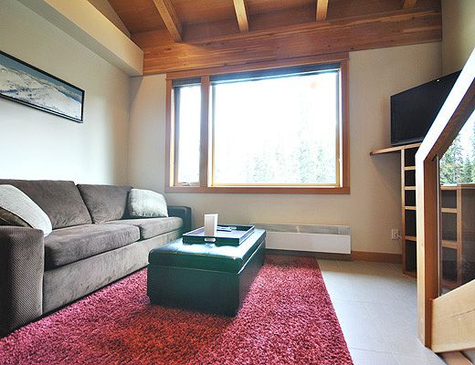 Kookaburra Lodge #403 - Loft - Sun Peaks (TM 15)