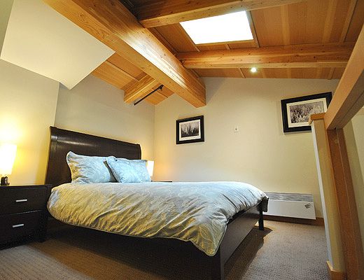 Kookaburra Lodge #403 - Loft - Sun Peaks (TM 15)