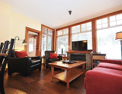Settlers Crossing #06 - 1 Bdrm HT - Sun Peaks (TM)