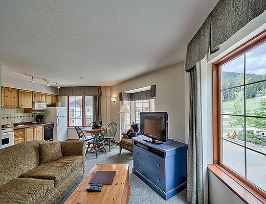 Hearthstone Lodge #318 - 1 Bdrm - Sun Peaks