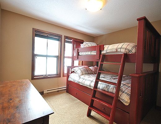 Woodhaven #12 - 2 Bdrm + Den HT - Sun Peaks (TM)