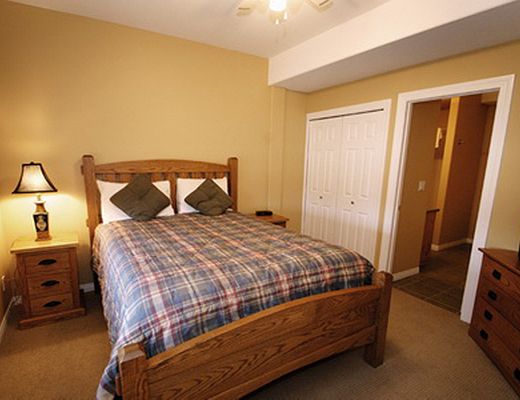 Chicamon Springs Lodge - 3 Bdrm HT - Kimberley