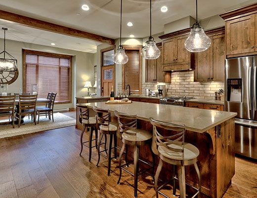 Village Walk #4 (Leopards Landing) - 3 Bdrm + Den HT - Sun Peaks (TM)