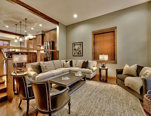 Village Walk #4 (Leopards Landing) - 3 Bdrm + Den HT - Sun Peaks (TM)