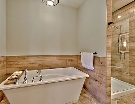 Village Walk #4 (Leopards Landing) - 3 Bdrm + Den HT - Sun Peaks (TM)