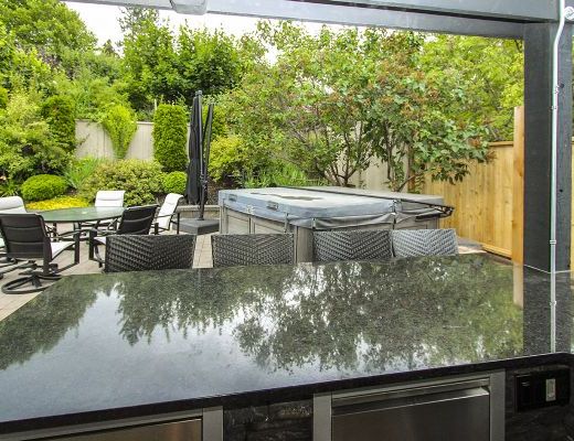 Viewpoint Deluxe - 5 Bdrm w/ Pool HT - Kelowna (CVH)