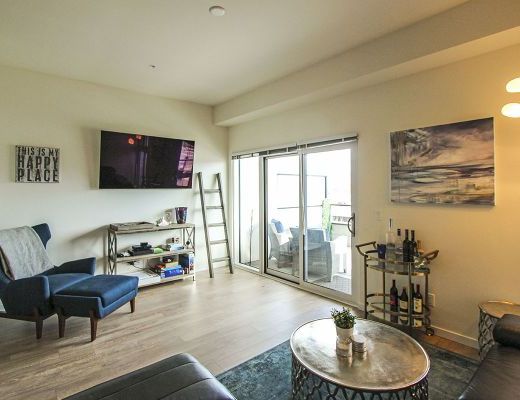 Sopa Square Townhouse #312 - 2 Bdrm HT - Kelowna