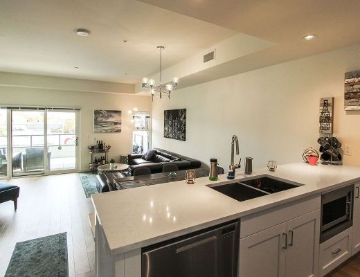 Sopa Square Townhouse #312 - 2 Bdrm HT - Kelowna