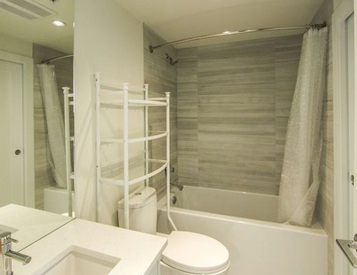 Sopa Square Townhouse #312 - 2 Bdrm HT - Kelowna