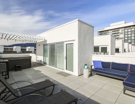 Sopa Square Townhouse #312 - 2 Bdrm HT - Kelowna