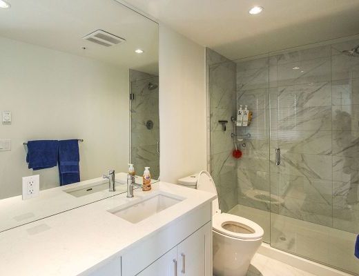 Sopa Square Townhouse #312 - 2 Bdrm HT - Kelowna