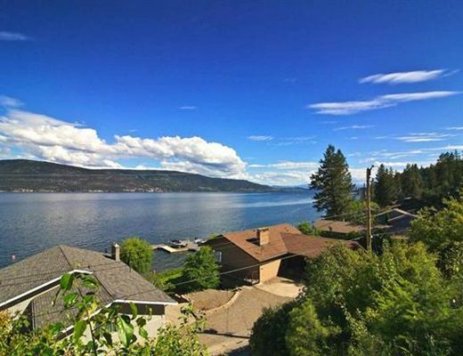 Willow Beach - 3 Bedroom Lakefront - Vernon