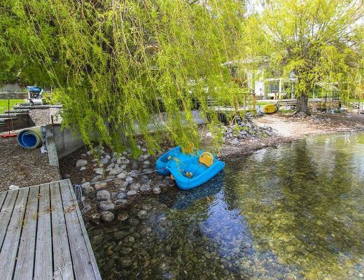 Willow Beach - 3 Bedroom Lakefront - Vernon