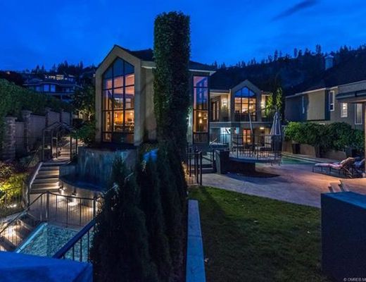 The Legend - 4 Bdrm w/Pool HT - Kelowna (CVH)