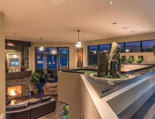 The Legend - 4 Bdrm w/Pool HT - Kelowna (CVH)