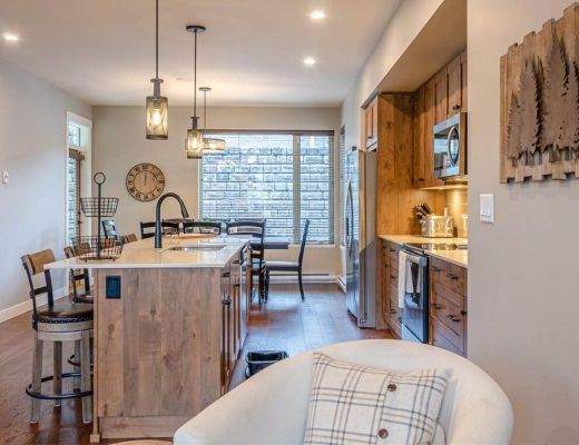Echo Landing #42 - 3 Bdrm - Sun Peaks
